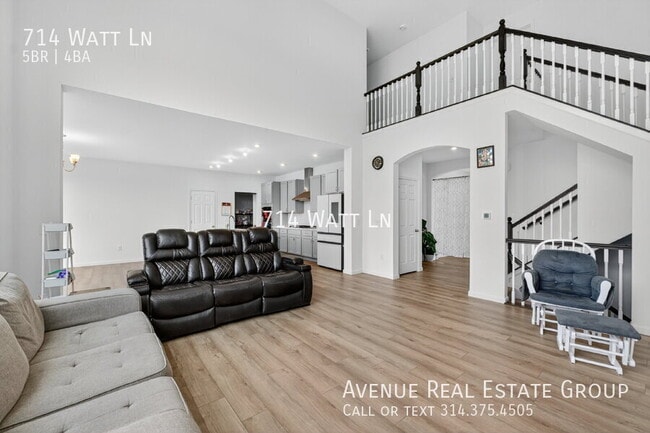 Photo - 714 Watt Ln
