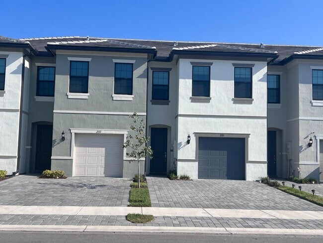 Building Photo - 2286 Appleton Cir S Rental
