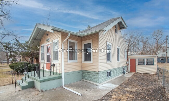 Photo - 2530 W 12th Ave