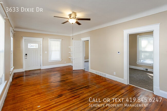 Photo - 3633 Dixie Dr