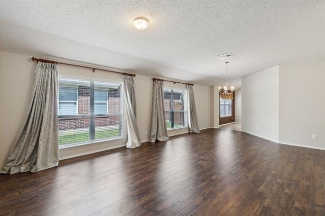 Photo - 9916 Nixon Dr