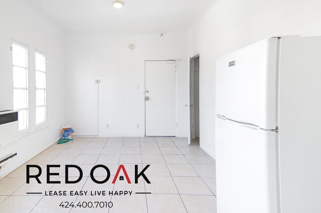 Photo - 706 N St Andrews Pl Apartment Unit 310