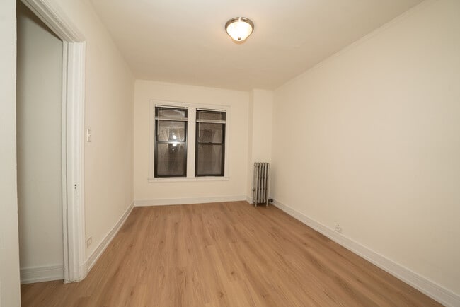 Photo - 515 W. Briar