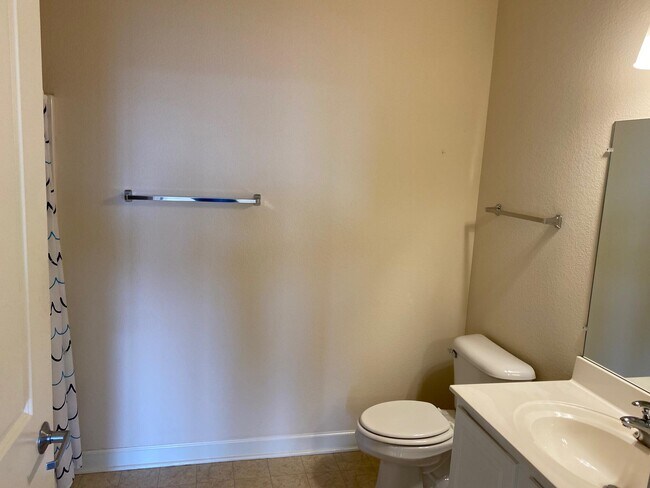 Photo - 4110 S Lake Dr