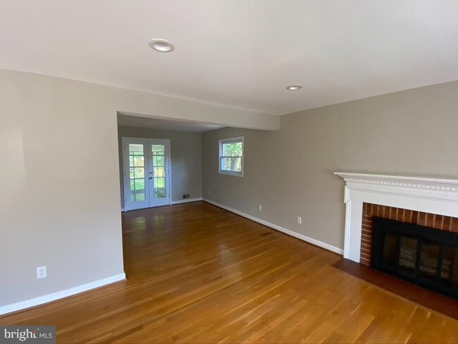 Photo - 809 N Ashton St