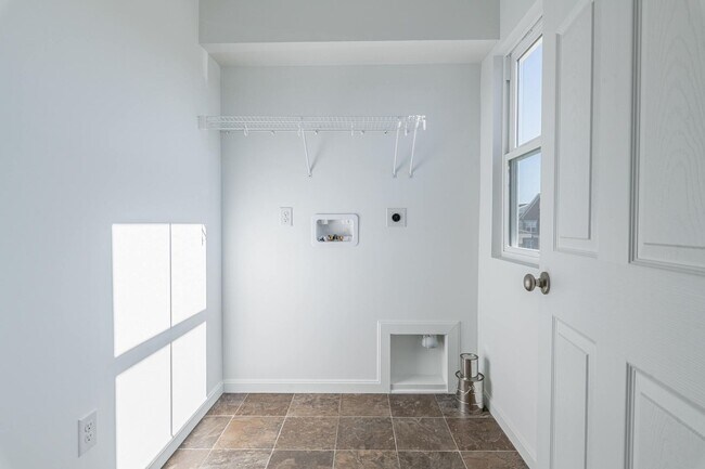 Photo - LIKE NEW UNIT FOR LEASE