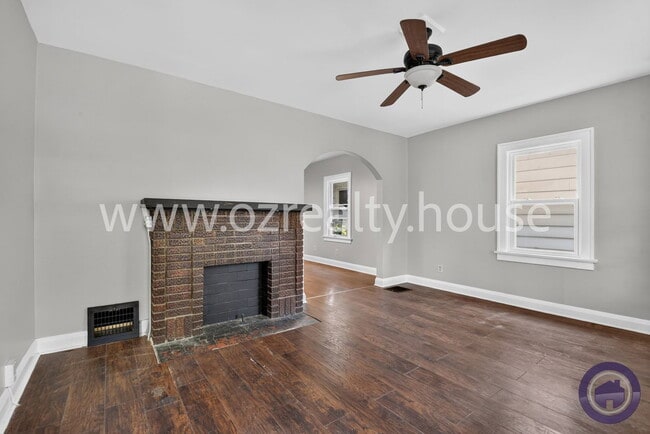 Photo - 2034 Berkshire Pl