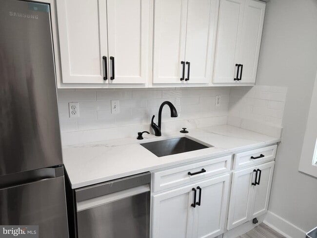 Photo - 3809 V St SE Unit 202