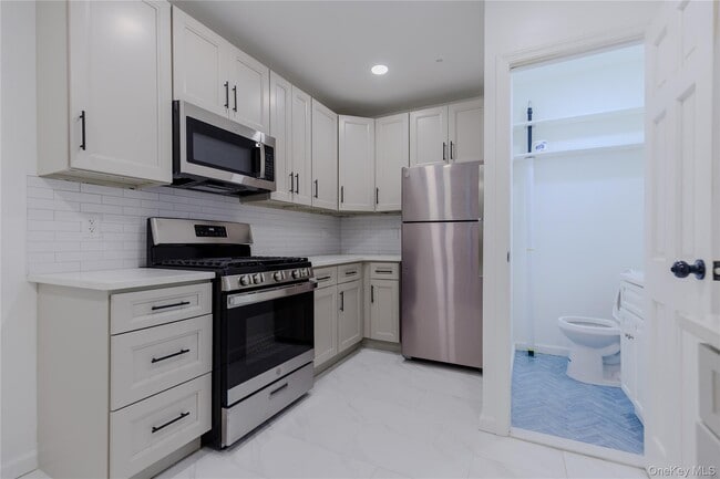 Photo - 119-32 164th St