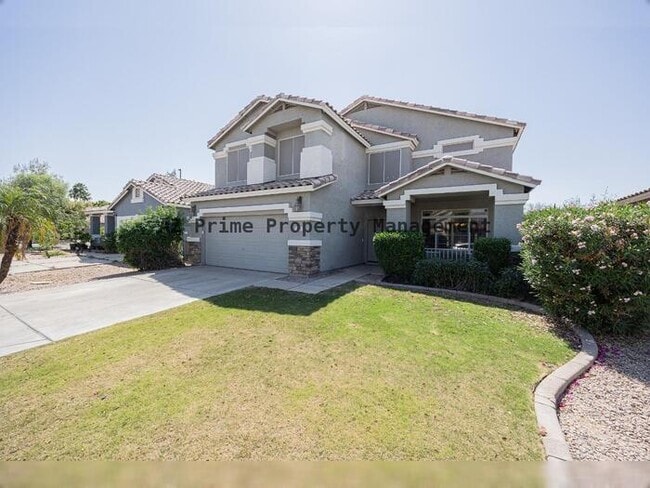 Photo - 873 W Tremaine Ave