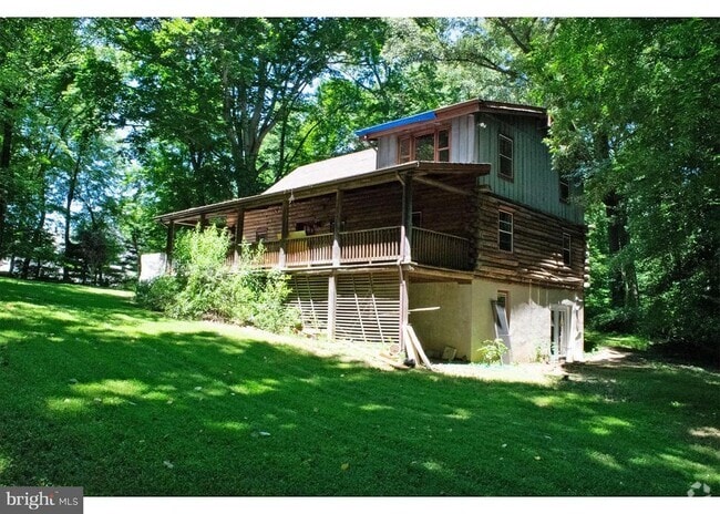 Building Photo - 412 Ole Dirt Rd Rental