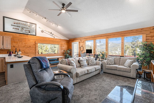 Photo - 1353 Alice Rd Unit ID1391270P