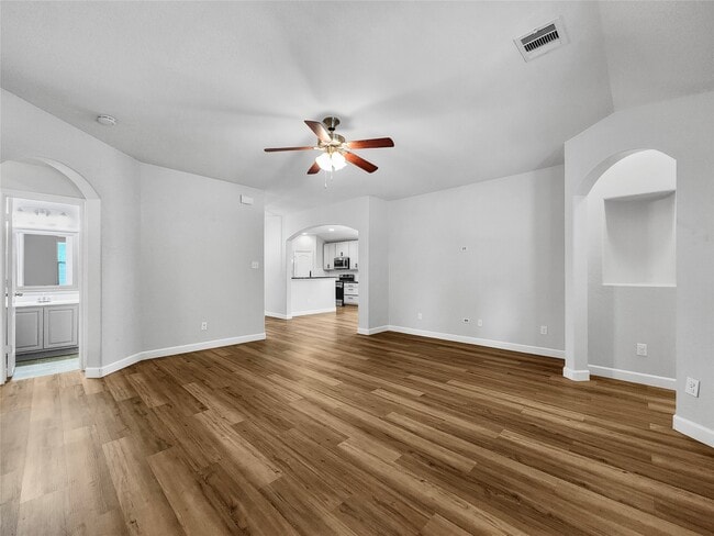 Photo - 922 Fife Dr