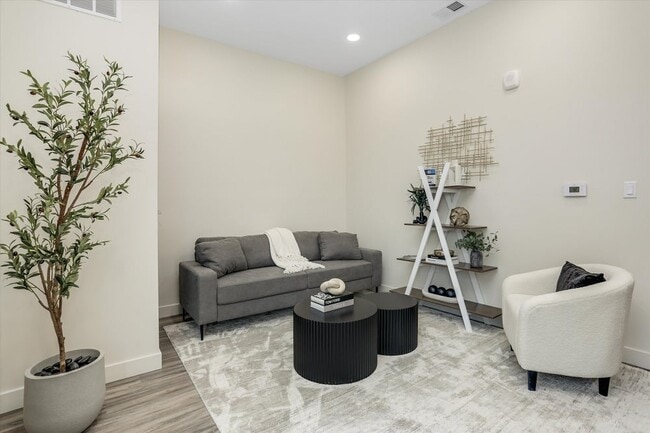 Photo - Trio Apartments