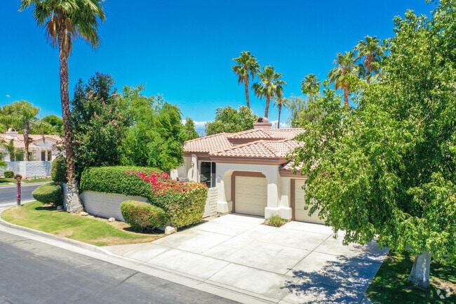 Building Photo - 74912 Saguaro Ln Rental