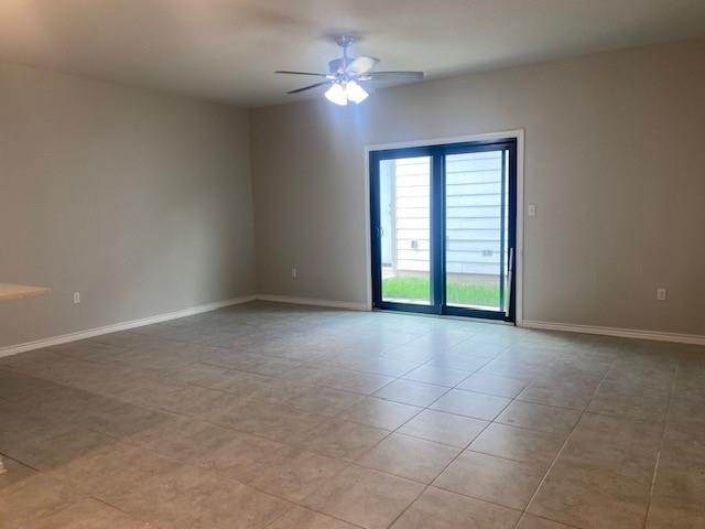 Photo - 1749 Yaupon Grove Ln