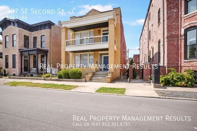 Photo - 307 SE Second St-C Unit C