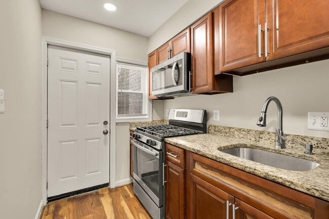 Photo - 4131 Hunt Pl NE