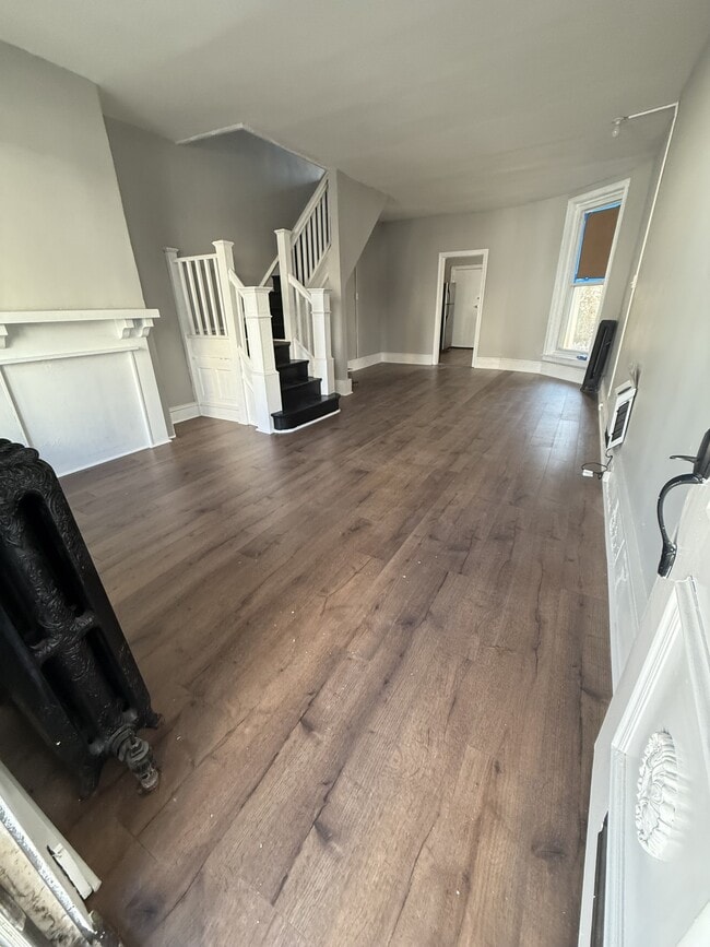 Photo - 821 S Alden St