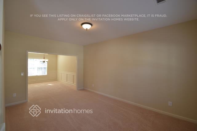 Photo - 2530 Freemont St