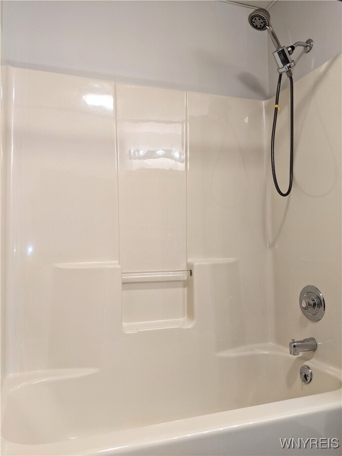 Photo - 6926 Maple Dr