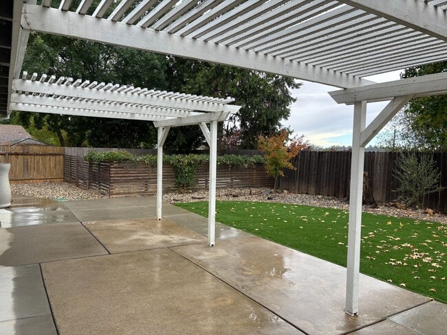Photo - Stunning Eldorado 3/2!   RV Access, Fenced...