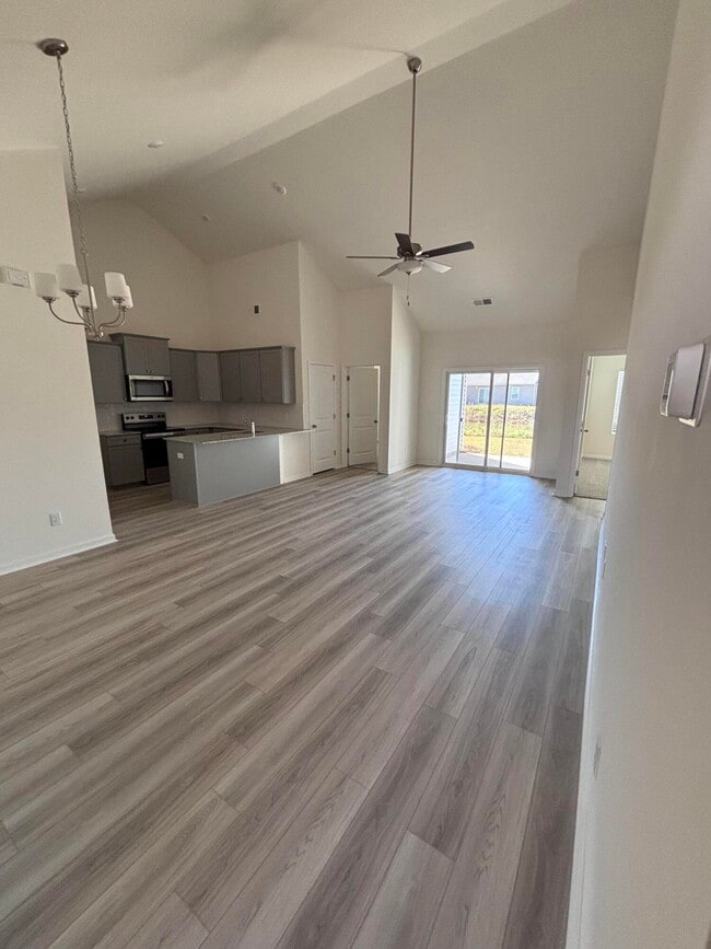 Photo - 332 Acorn St