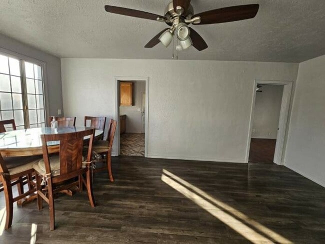 Photo - 1517 W 60th Pl