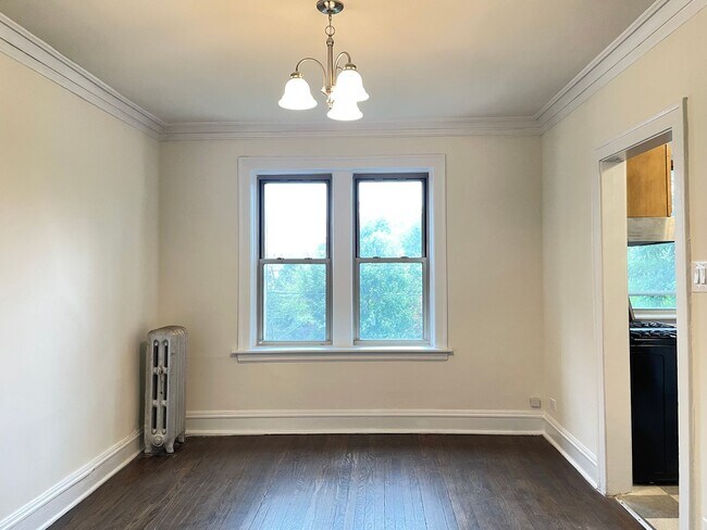 Photo - Large One Bedroom in Andersonville Unit 25-2B