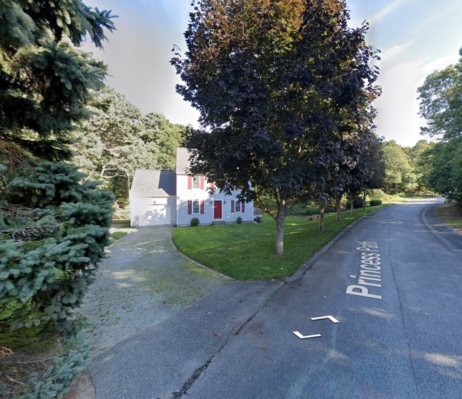 Building Photo - 2 bedroom, 2 bathroom home. South Dennis Ma.