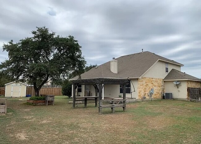 Photo - 15114 Wing Heart