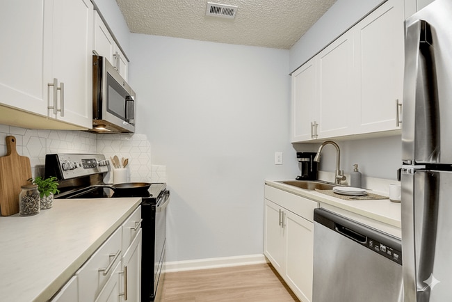 Photo - Fernwood Grove Apartments