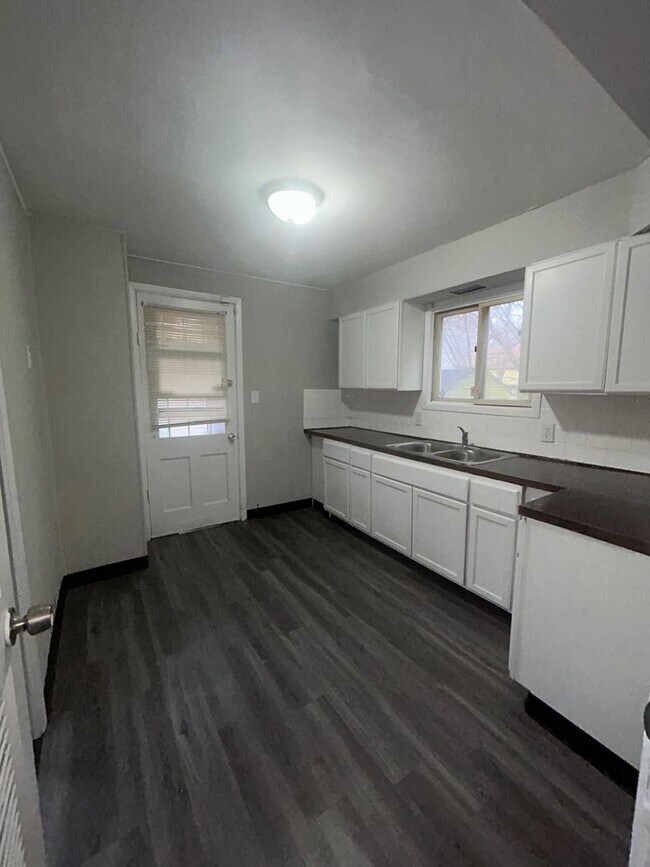 Photo - Charming 3-Bedroom Property in Prime Location