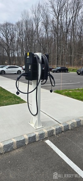 Photo - 211 Henderson Rd Unit 1302