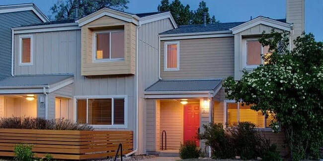 Photo - 676 Walden Cir