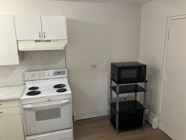 Photo - 287 Commercial St Unidad 11