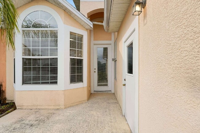 Photo - "Charming 3-Bed, 2-Bath Condo Oasis in Orlando – 1,000 Sq Ft of Comfort!" Unit 2-A3