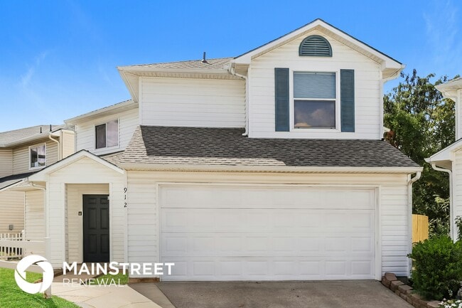 Building Photo - 912 Laredo Plaza