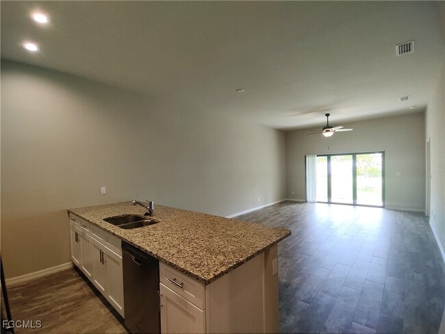 Photo - 2017 Chiquita Blvd S