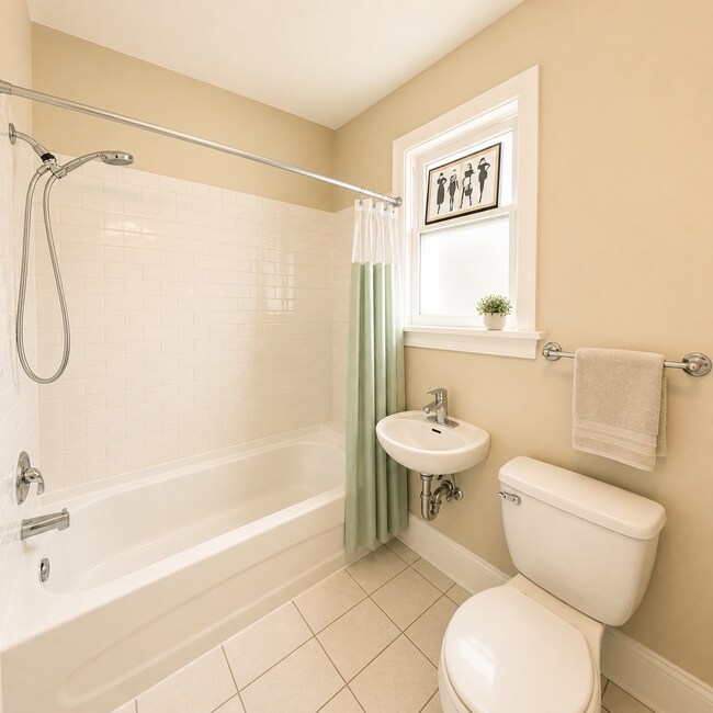 Photo - 935 Jervis St Unit 14