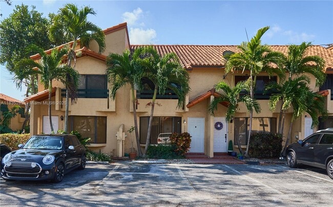 Photo - 10042 SW 77th Ct Townhome