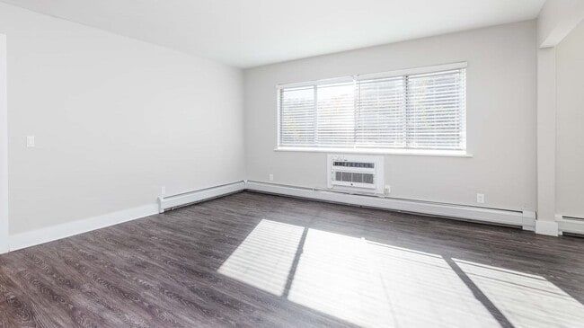 Parklane Apartments