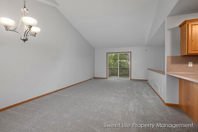 Photo - 3669 Kinnrow Ct NW Unit 3669