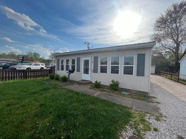 Building Photo - 1563 Vann Ave Rental