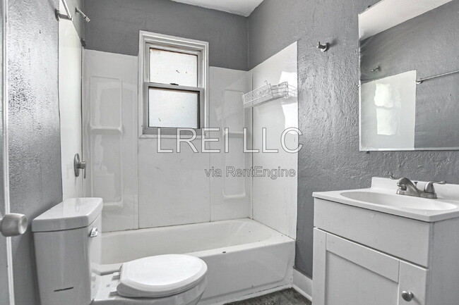 Photo - 3127 Southern Ave
