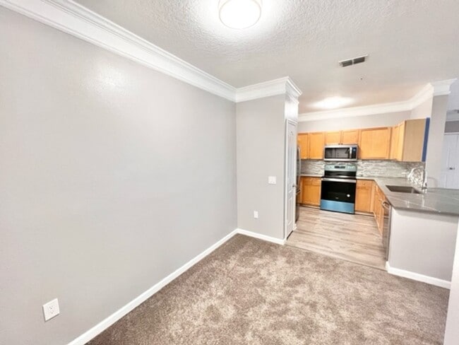 Photo - Orlando - 3 Bedroom, 2 Bathroom - $1,845.00