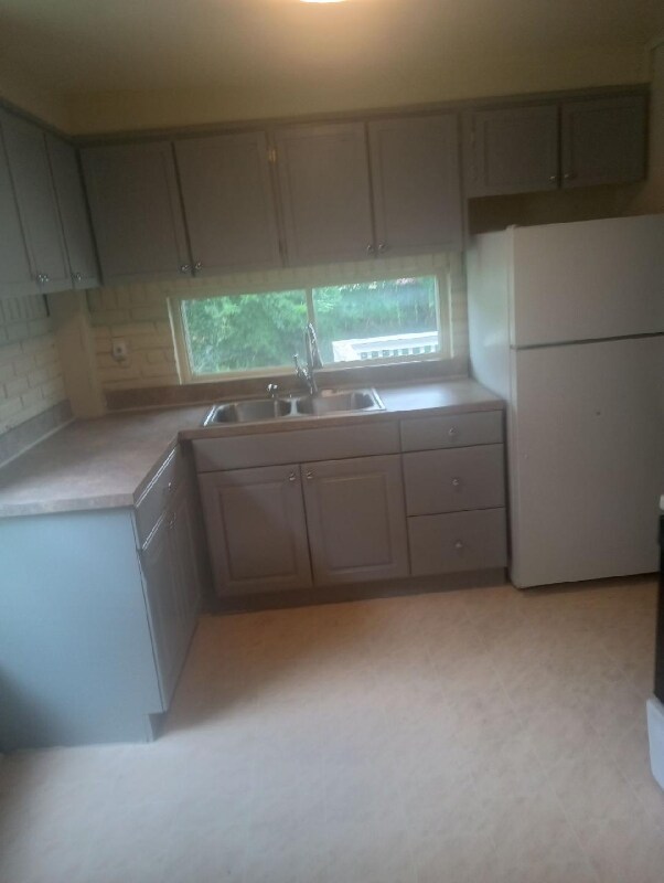 Photo - 3038 Portman St