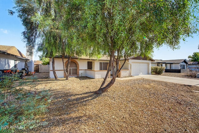 Photo - 5733 W Mescal St