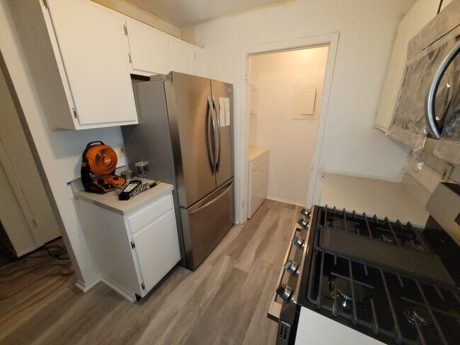 Photo - 1303 Morris Ct