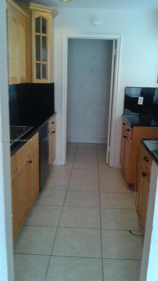 Photo - 728 SW 73rd Ave